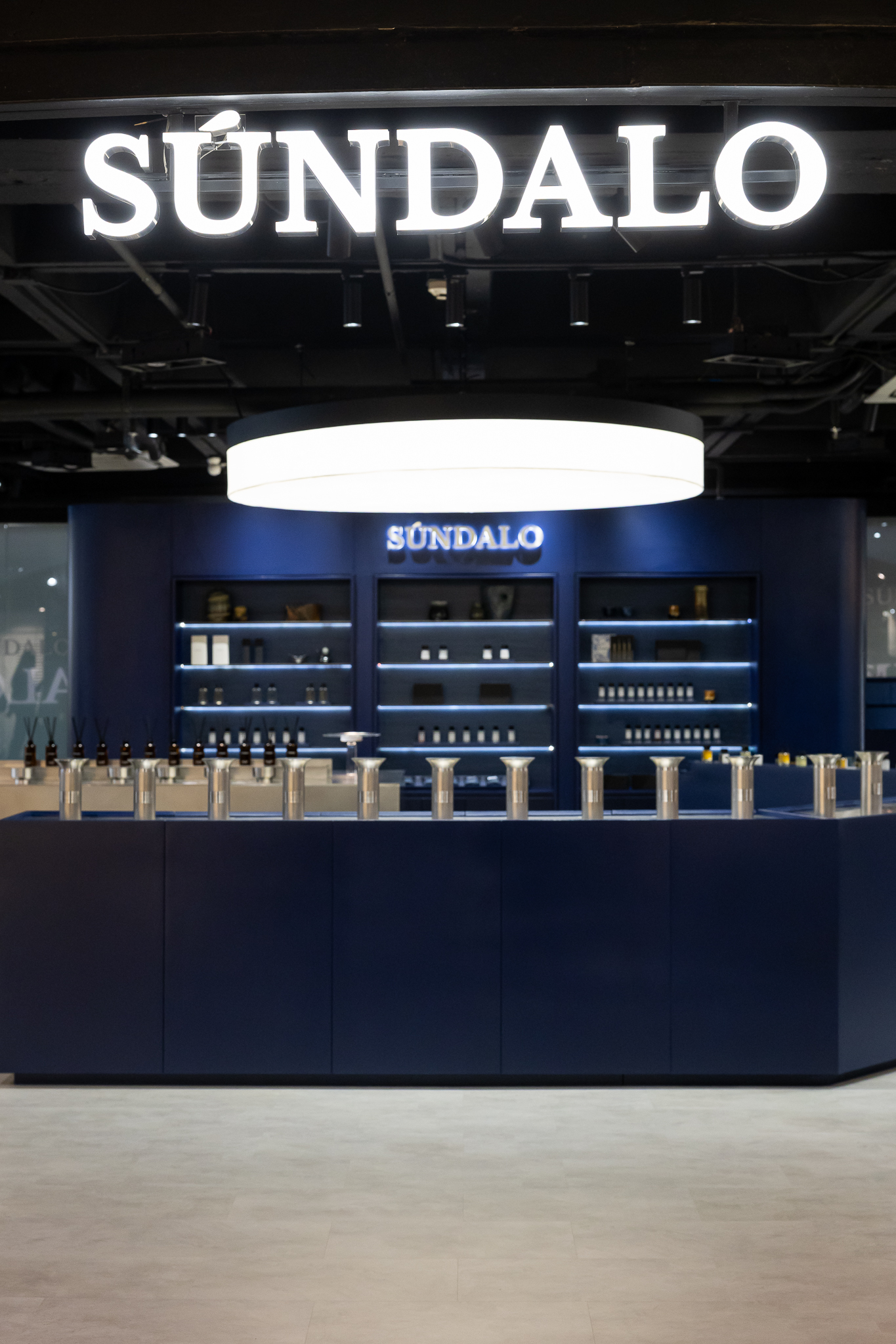 SÚNDALO FLAGSHIP STORE